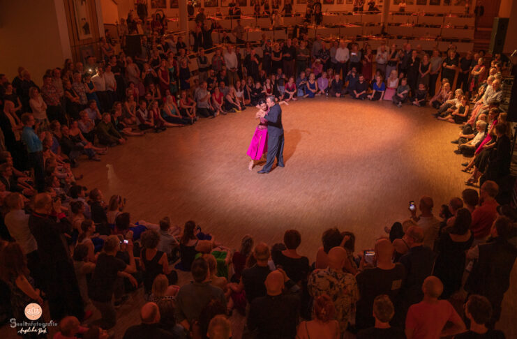 Tangofestival Rhein-Ruhr 2024: coole Musik, inspirierende Workshops, breite Kulturpalette Tangofestival Rhein Ruhr 2024 -Foto -Angelica Beck-Weathers