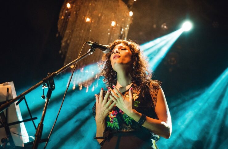 Und der Zweck der Liebe? Mariana Mazu