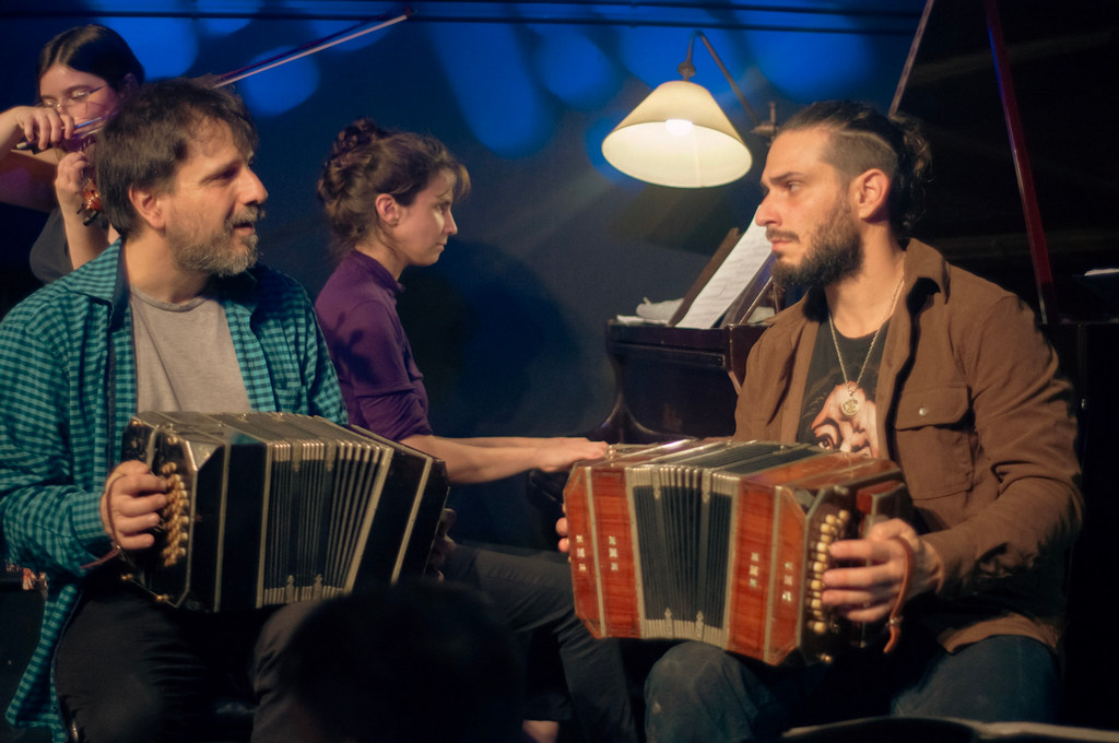 Orquesta Tipica Invisible. Foto: Cari Aime