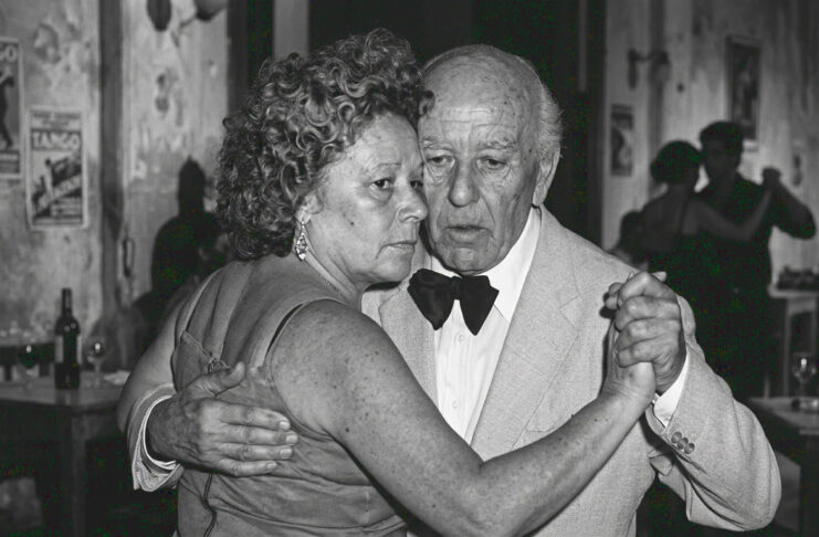 Sacar el Petróleo Petroleo Tango