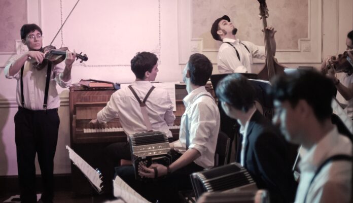 sentimental-canyengue Sentimental y Canyengue