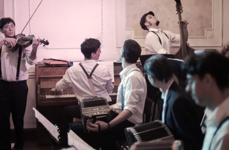 Tango y Jazz en Buenos Aires: El regreso del espíritu del cabaret de los años 40 al CAFF Sentimental y Canyengue